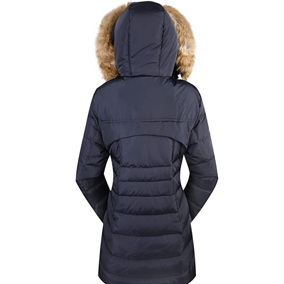 - - fur hood jacket - Picture 4 of 4